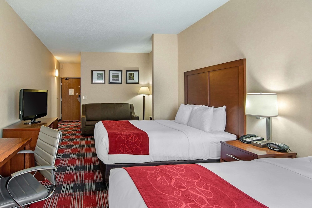 Comfort Suites Near Vancouver Mall