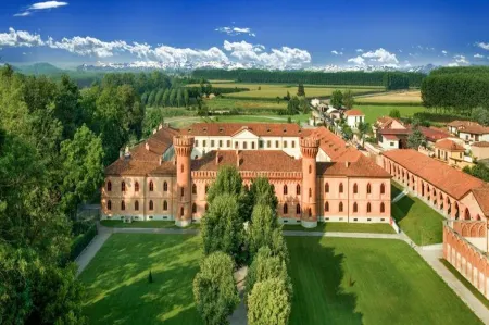 Albergo Dell'Agenzia Отели в г. Pollenzo