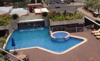 Hotel Eco Premium Plaza Meru