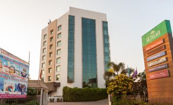 Palette - Hotel Chennai le Palace