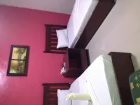 Wallabies Hotel - 2-Star