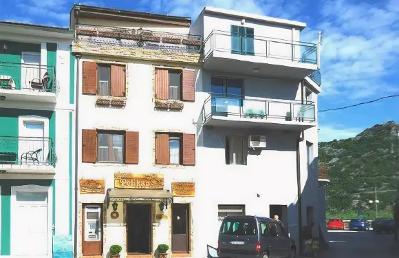 畢爾帕薩爾伯利坎酒店