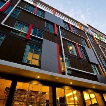FX Hotel Metrolink Makkasan Hotels near Asoke