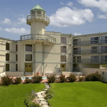 Pacifica Lighthouse Hotel Trademark Collection by Wyndham