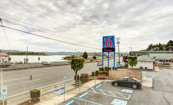 Motel 6 Coos Bay, or