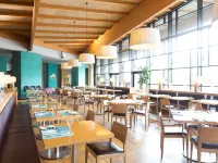 Hotel Puerta de Bilbao - breakfast