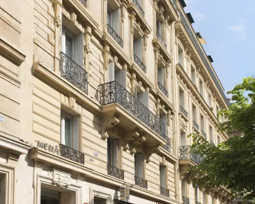 Meliá París Champs Elysées Hotels near الحي السادس عشر - تروكاديرو - باسي