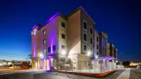 Best Western Plus Gardena Inn  Suites Các khách sạn ở Gardena
