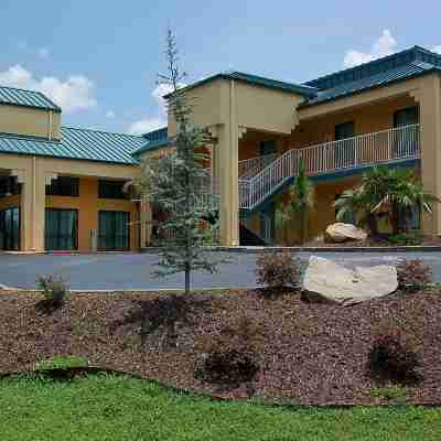 Welcome Inn Hotel Exterior