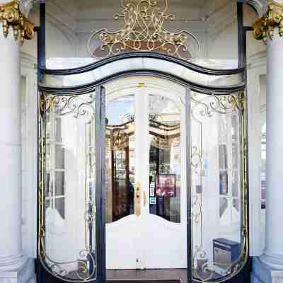 Grand Hôtel de Flandre Hotel Exterior