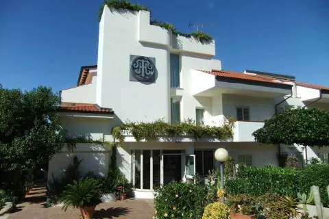 Hotel Tirreno