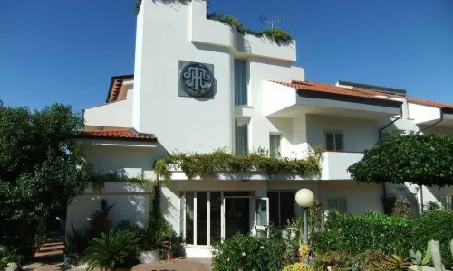 Hotel Tirreno