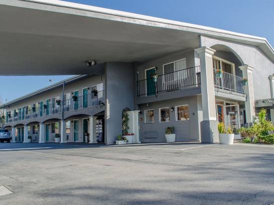 Continental Inn Room Reviews Photos Santa Cruz 2021 Deals Price Trip Com
