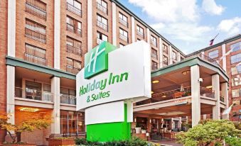 Holiday Inn Vancouver Downtown & Suites, an IHG Hotel