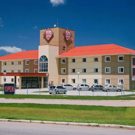 Hotel 10 Itajai/Navegantes