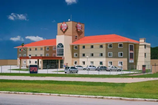 Hotel 10 Itajai/Navegantes