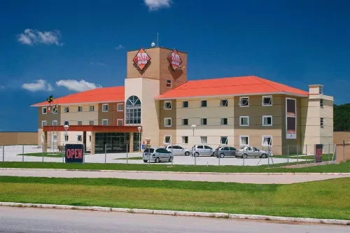 هوتل 10 إتاجاي فنادق في إتاخايي