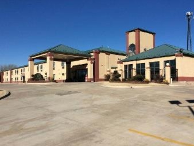 Baymont Inn & Suites by Wyndham Oklahoma City North