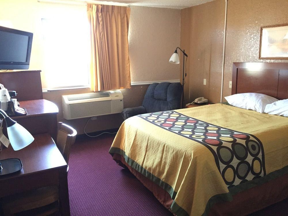 Super 8 by Wyndham Bath Hammondsport Area