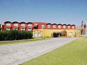 BTH Hotel Arequipa Lake