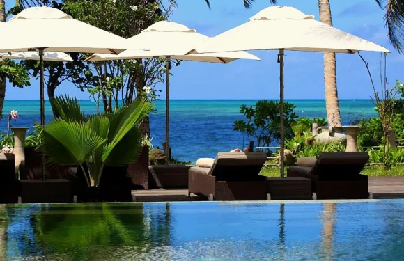 德赫巴拓拉海灘酒店