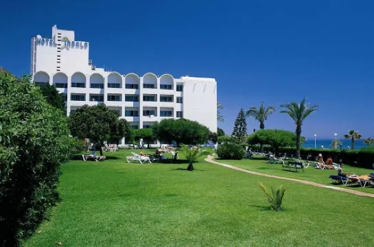 ホテル ベスト インダロ