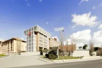 Hotel Ibis Roma Fiera Hotel in zona Parco Orazio Vecchi