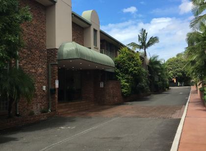 The Belmore Apartments Hotel