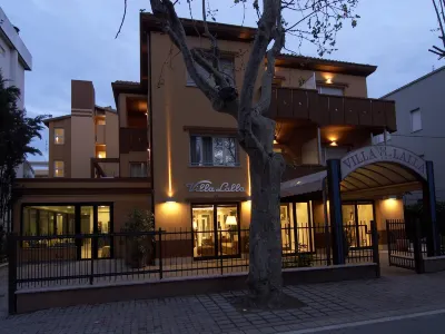 Hotel Villa Lalla Отели рядом с достопримечательностью «Delfinario Rimini»