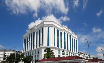 Berjaya Waterfront Hotel