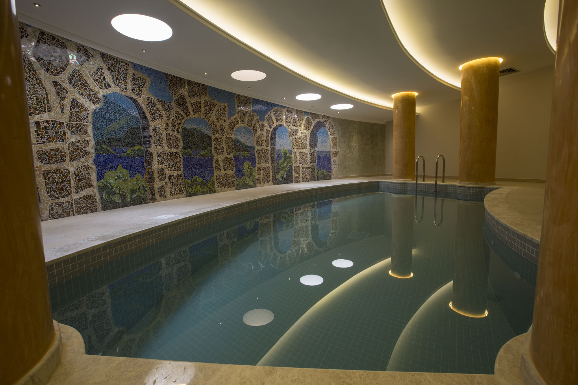 Renka Hotel & Spa