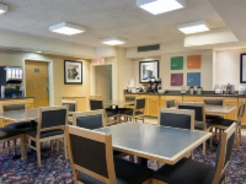 Comfort Inn Chester - Richmond South Hotels in Bermuda