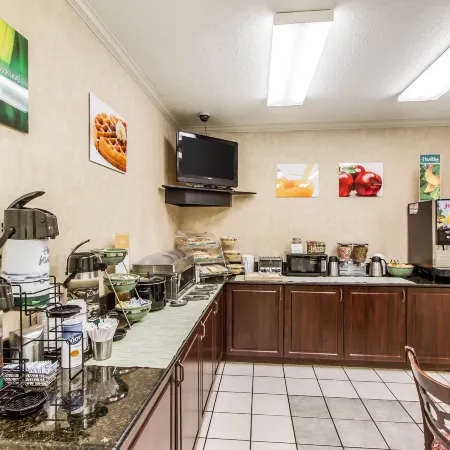 Quality Inn Cullman I-65 Exit 310 Отели в г. Калмэн