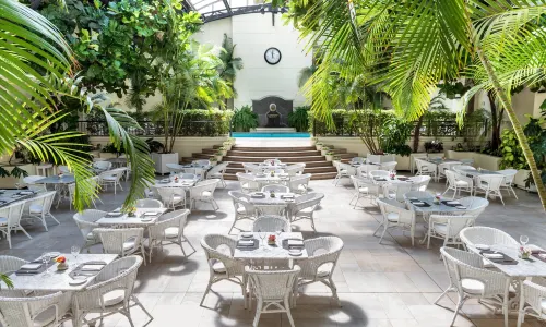 Loi Suites Recoleta Hotel