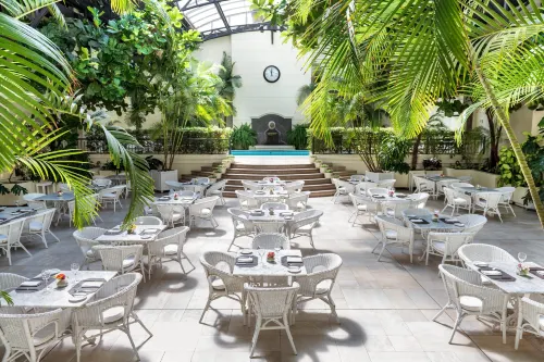 Loi Suites Recoleta Hotel - parking