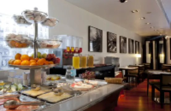 Quatro Puerta del Sol