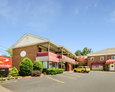 Framingham Inn Hotels in Framingham