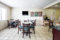 Ramada Bayside Inn and Suites - breakfast