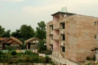 Sambodhi Retreat Hotels near Khanquah Chishtia Monamia Abulolaiya