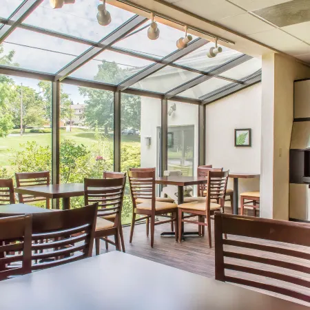 Sleep Inn & Suites of Lancaster County