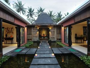 Ubud Virgin Villa