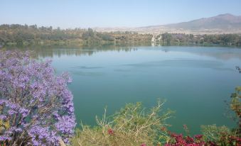 Babogaya Lake Viewpoint Lodge