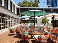 Sheraton Universal Hotels near Universal City