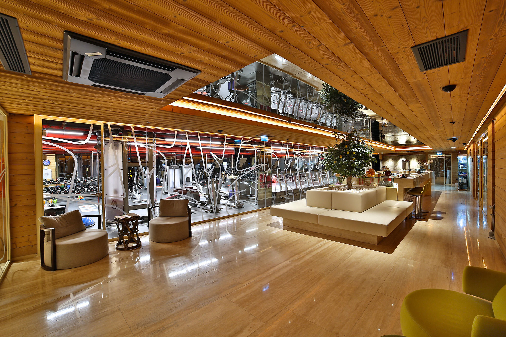 Dosso Dossi Hotels & Spa Downtown