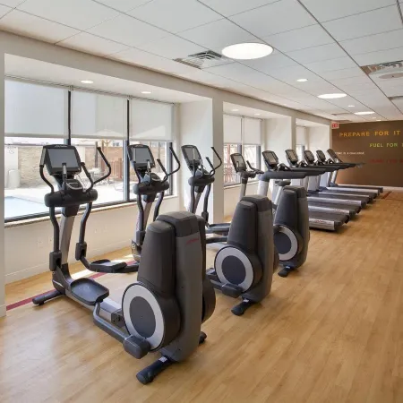 Sheraton Philadelphia University City Hotel Отели рядом с достопримечательностью «Музей Университета Археологии и Антропологии»