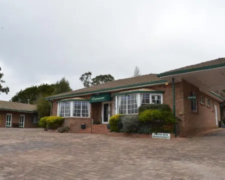 Deer Park Motor Inn Armidale Hotels in Armidale