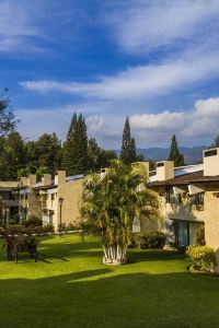 antigua guatemala hotels with airport shuttle