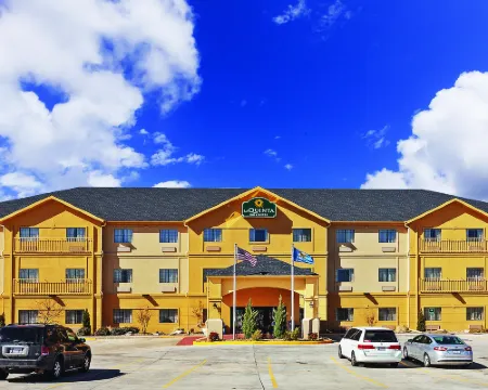 La Quinta Inn & Suites by Wyndham Ada Hotels in Ada