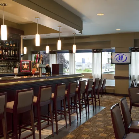 Hilton Winnipeg Airport Suites