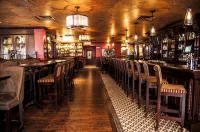 Best Western Plus Cairn Croft Hotel Các khách sạn ở Niagara Regional Municipality